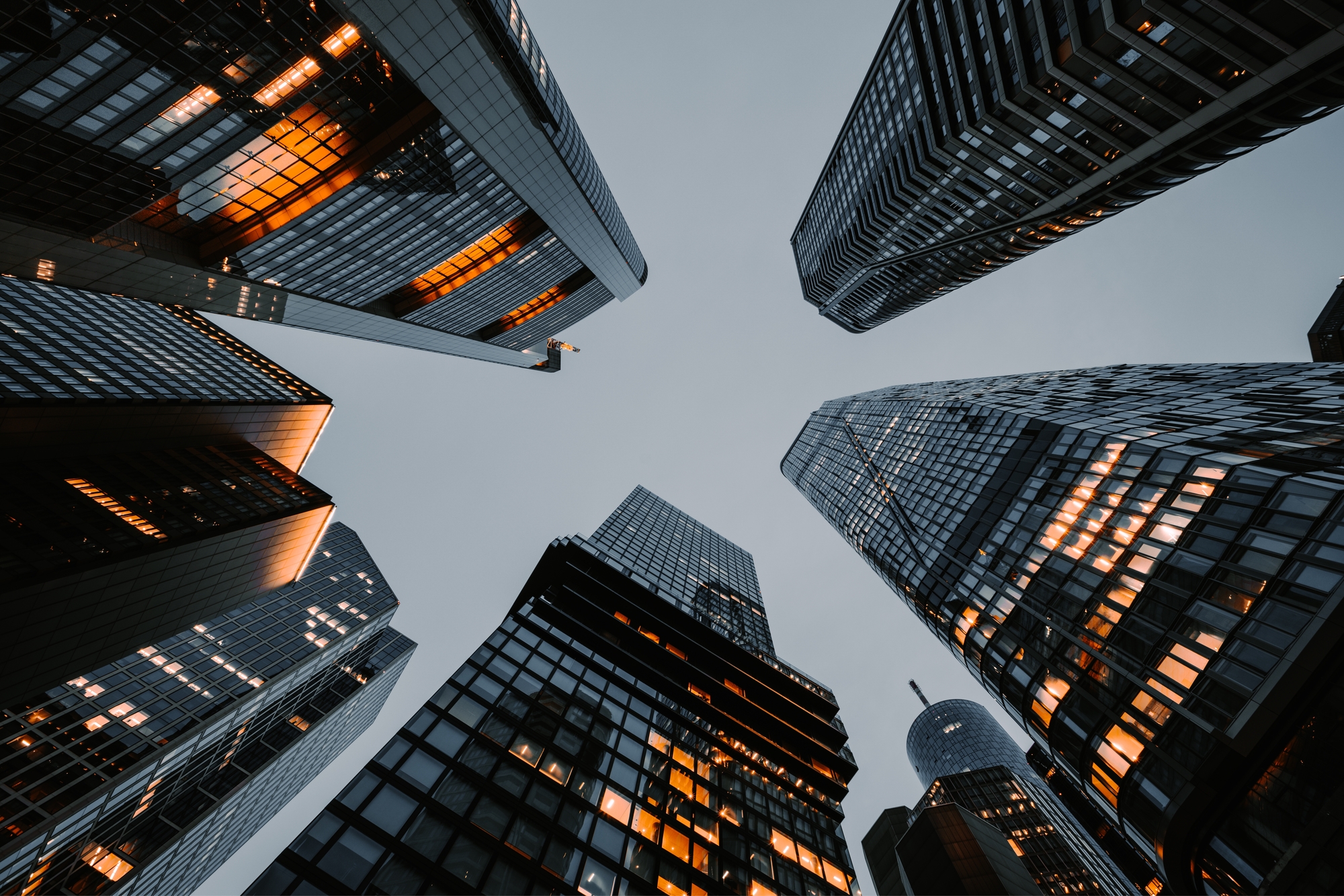 Next-Gen Banking Architecture: The ‘Make-or-Break’ Technology Blueprint for Banks of Tomorrow